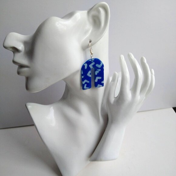 Handmade blue color polymer clay earrings. Boucles d'oreilles fait à la main - Picture 4 of 7